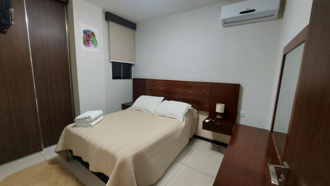 Hermoso Y Unico Apartamento Moderno, En Pleno Centro De Santa Cruz, Con Netflix Wi-Fi De 60 Mb, Estacionamiento Gratis Y Ac En Todos Los Ambientes Santa Cruz de La Sierra Exterior foto