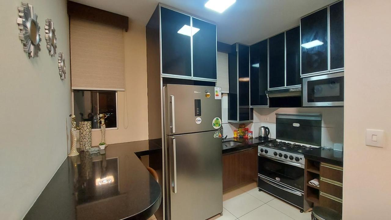 Hermoso Y Unico Apartamento Moderno, En Pleno Centro De Santa Cruz, Con Netflix Wi-Fi De 60 Mb, Estacionamiento Gratis Y Ac En Todos Los Ambientes Santa Cruz de La Sierra Exterior foto