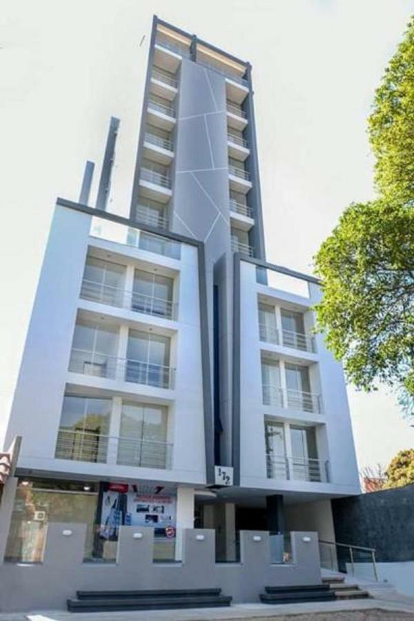 Hermoso Y Unico Apartamento Moderno, En Pleno Centro De Santa Cruz, Con Netflix Wi-Fi De 60 Mb, Estacionamiento Gratis Y Ac En Todos Los Ambientes Santa Cruz de La Sierra Exterior foto