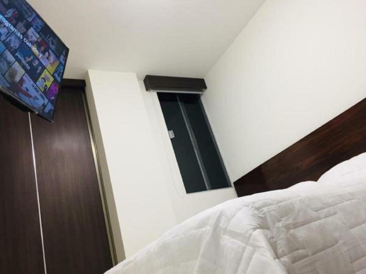 Hermoso Y Unico Apartamento Moderno, En Pleno Centro De Santa Cruz, Con Netflix Wi-Fi De 60 Mb, Estacionamiento Gratis Y Ac En Todos Los Ambientes Santa Cruz de La Sierra Exterior foto